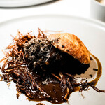 コムトゥヴ - 黒毛和牛のバーガー