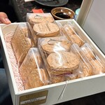 フランス菓子16区 - お土産で頂きました(〃´-`〃)♡