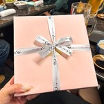 フランス菓子16区 - ピンク色の箱に白いリボン可愛い〜( ¤̴̶̷̤́ ‧̫̮ ¤̴̶̷̤̀ ) ✧