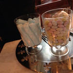 マダム・トキ - プティフールは、アーモンドチョコとミントのマシュマロ