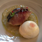 マダム・トキ - 前菜　神奈川県松輪産”鯖”のマリネと赤茄子、オーガニック蕪　柚子の香るクリスタルなトマトジュレ