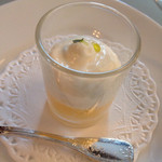 マダム・トキ - アミューズ  これは、ランチ料金とは別料金でした(税別450円)