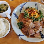 Kitchen Gon - 料理写真:麦豚のしょうが焼き(1100円)