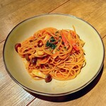 PISOLA - ナスとモッツァレラのミートソース