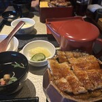 炭燒鰻魚・雞肉 登河 - 