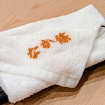 346487907 - 刺繍入りのおしぼり