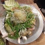 大衆居酒屋 とりいちず - 二郎系鍋。少量のモヤシとニンニクが二郎系の所以(2025.12.21)