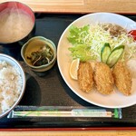 ひとやすみ - 料理写真:カキフライ定食