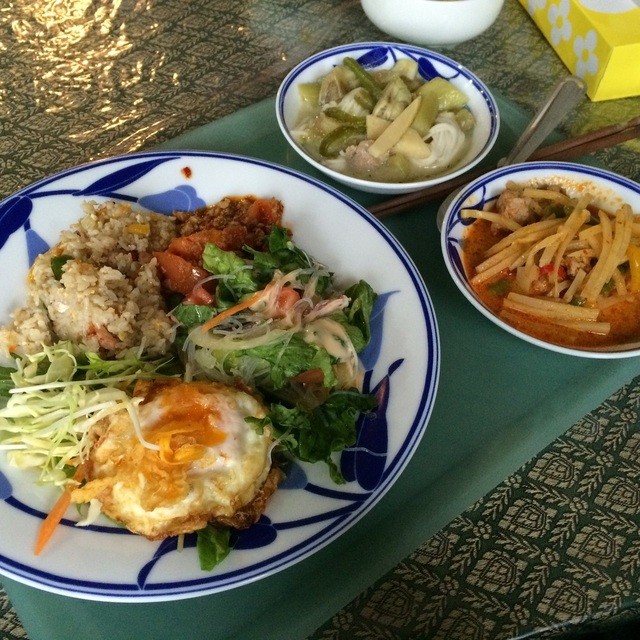 ピー Pee 関内 タイ料理 食べログ ピー Pee 関内 タイ料理 食べログ