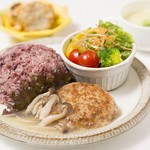 Vegi Kitchen - ベジバーグランチ