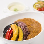 Vegi Kitchen - いろどりベジカレー