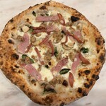 薪窯PIZZERIA Meglio - マチェライオ