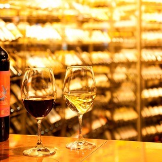 グラスワインは日々20種類以上をご用意！