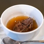 サンク・オ・ピエ - 2026.2 千葉産鹿スネ肉の小さなポトフ ゴボウ添え