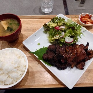 ミートLab.カネショウ - 料理写真: