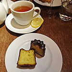 Rue Favart - カヌレとダージリン