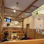 コメダ珈琲店 - 店内