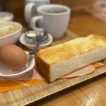 コメダ珈琲店 - トースト＋定番ゆで卵