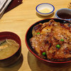 豚丼のぶたはげ 本店
