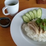 cafe かわのほとり - カオマンガイ