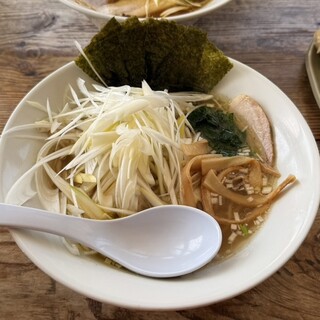 森商店 - 料理写真:海と鶏の塩らぁめん ¥1,200
ネギ増し ¥200
のり増し ¥100