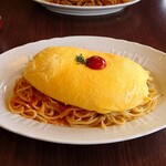 オリーブの木 - 海老とモッツァレラチーズのトマトクリーム＆スフレオムレツ