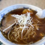 林泉 - ピリ辛ラーメン　450円