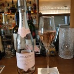 アワーズ ~ワインと肴~ - ドップ・エ・イリオン クレマンダルザス ロゼブリュット