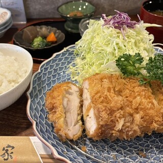 とんかつ 桐の家 - 料理写真:チキンかつ定食1960円
