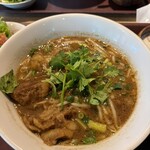 エムエム タイ - 