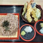 かかしうどん - 天ざるそば