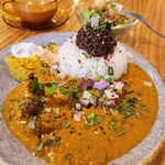 カレー&スパイス ハナコ - ランチ1500円 キーマと季節のカレー 