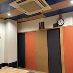 だもんで餃子 - 店内