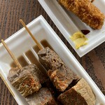 優駿 - 料理写真:牛ホルモン＋まぐろカツ