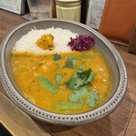 よすが舎 - ホールスパイスはブラウンマスタードシードくらいしか確認できない｡