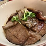 近江かね安 - 極上焼肉丼