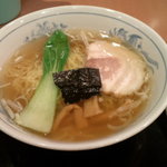 むつ新 - 醤油ラーメン