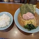 横浜家系らーめん 五十三家 - 