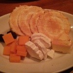 ビストロ ハッチ - チーズ盛合せ