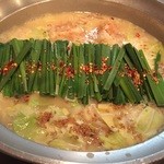 もつ無双 ゆまる - もつなべ 白味噌LV2