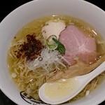 666 - 金色の塩ラーメン￥750