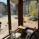 gak - 店内