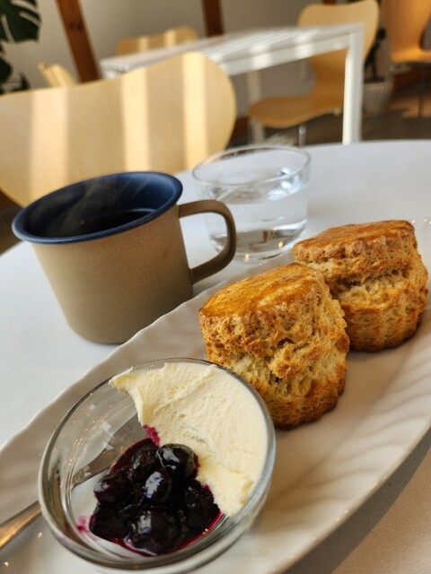 FIKA （フィーカ） - 仁川/カフェ | 食べログ