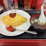 中華料理 丸福 - ラーメンスープ付きで着膳
