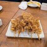 新時代 - 伝串 中ピラミッド 500円