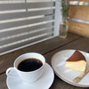 ピースバイピースコーヒー - バスクチーズケーキ＆ブレンドコーヒー
