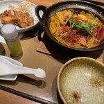 やよい軒 - 麻辣火鍋定食（唐揚げ小鉢付）¥1,450