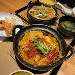 やよい軒 - 料理写真:麻辣火鍋定食(唐揚げ小鉢付)¥1,450