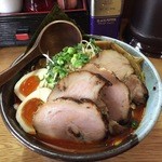 極麺 小次郎  - 赤鬼全部のせ