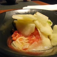 オッジ ダルマット 西麻布店 - ダルマットと言えば、季節の果物を使った冷製パスタ